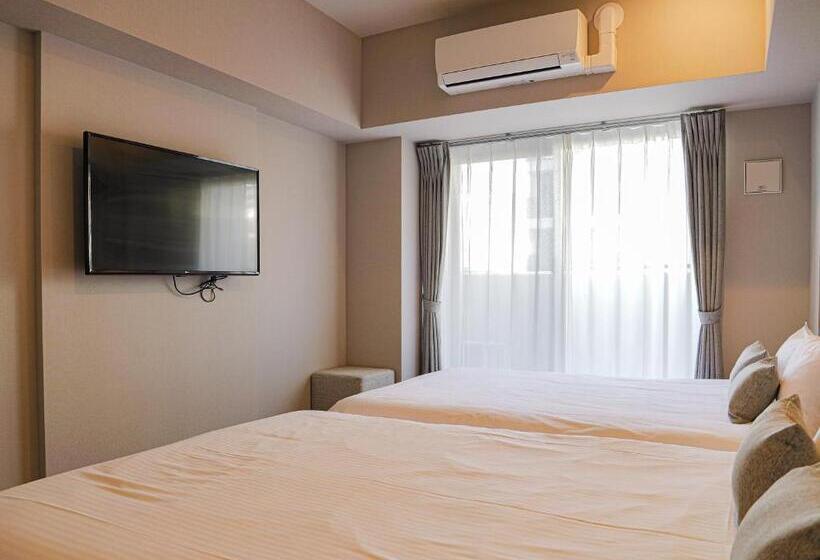 Номер Стандарт, Nico