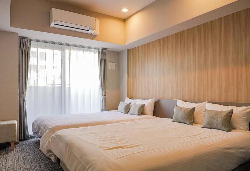 Номер Стандарт, Nico