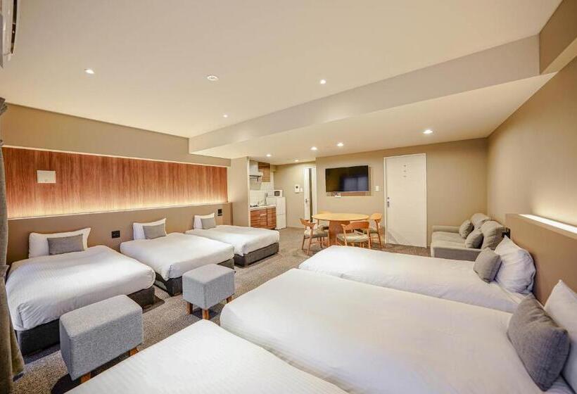 Люкс Повышенной Комфортности, Nico