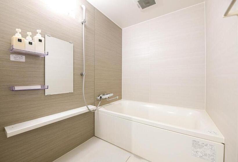 Люкс Повышенной Комфортности, Nico