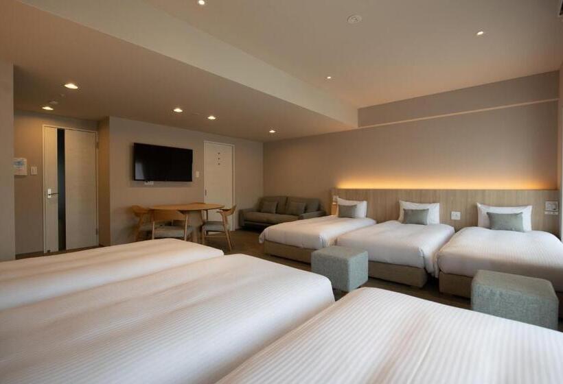 Люкс Повышенной Комфортности, Nico