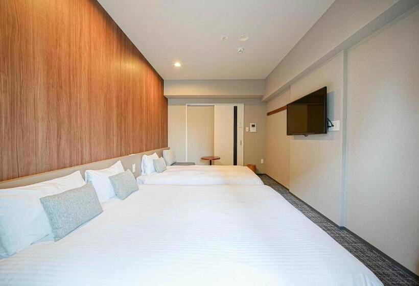 Номер Стандарт Трехместный, Nico