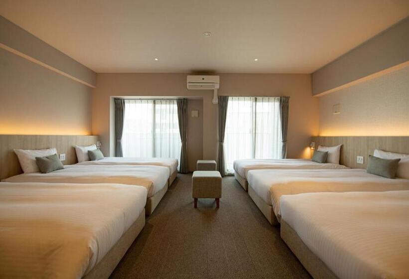 Люкс Повышенной Комфортности, Nico