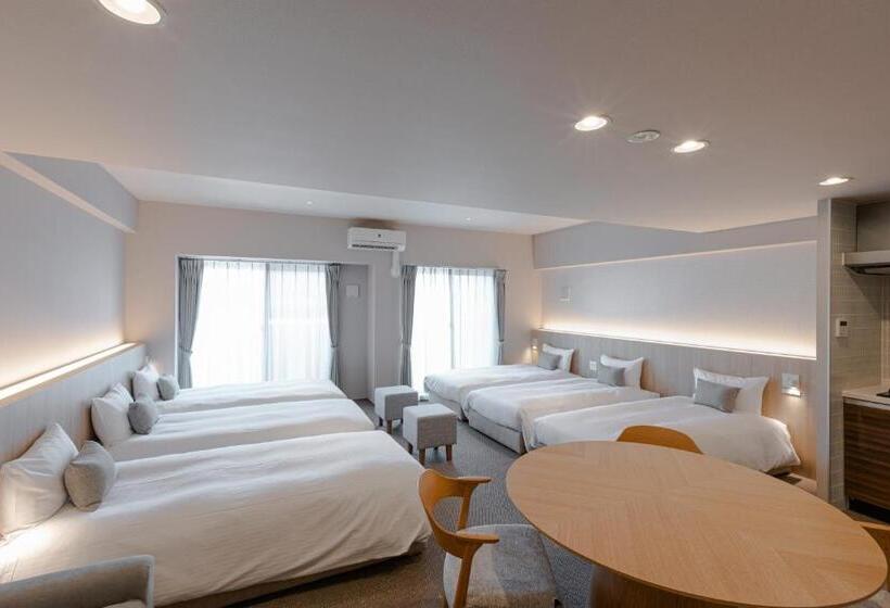 Люкс Повышенной Комфортности, Nico