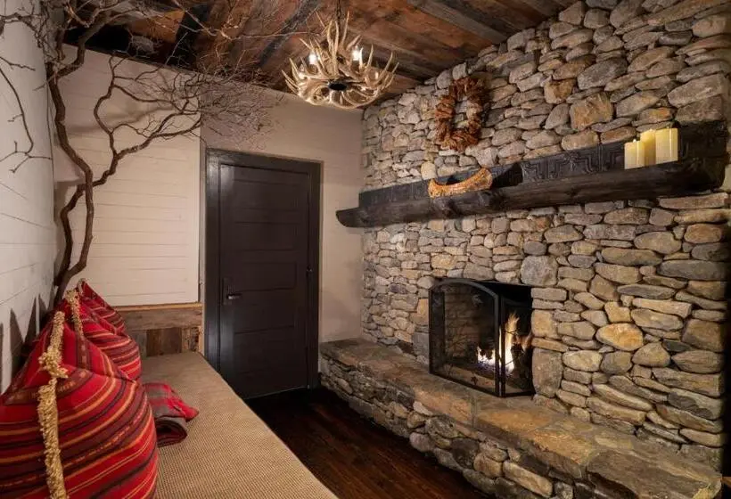 マウンテンビュースイート, The White Birch Inn