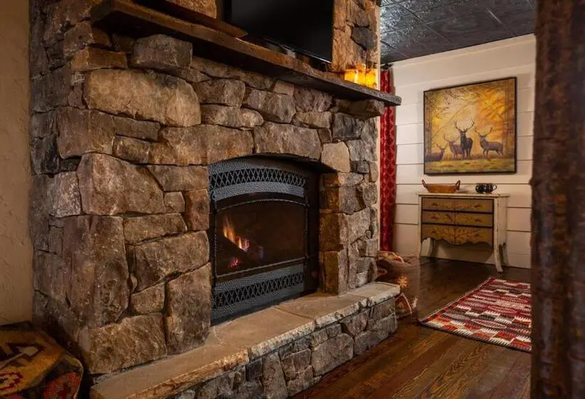マウンテンビュースイート, The White Birch Inn