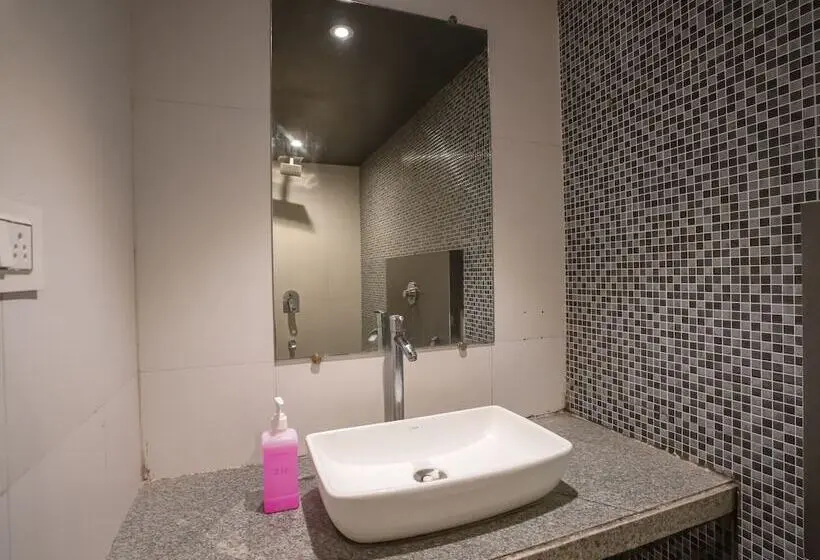 デラックスルーム, Grand Seasons  Navi Mumbai