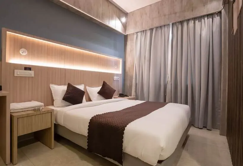 スイート, Grand Seasons  Navi Mumbai