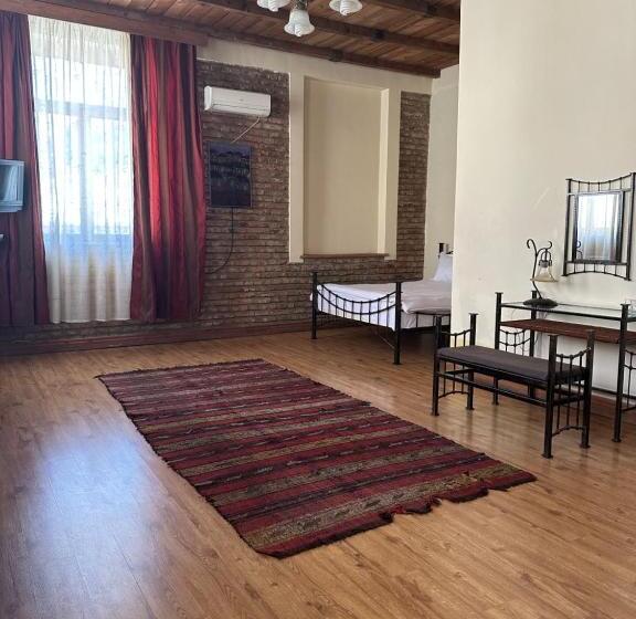 غرفة ديلوكس, Old Sighnaghi