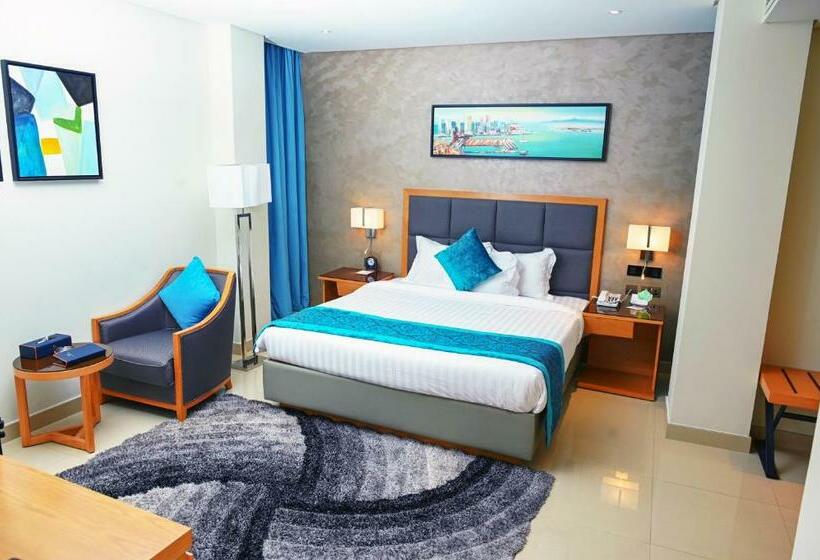 اتاق لوکس با تخت بزرگ, Meshal