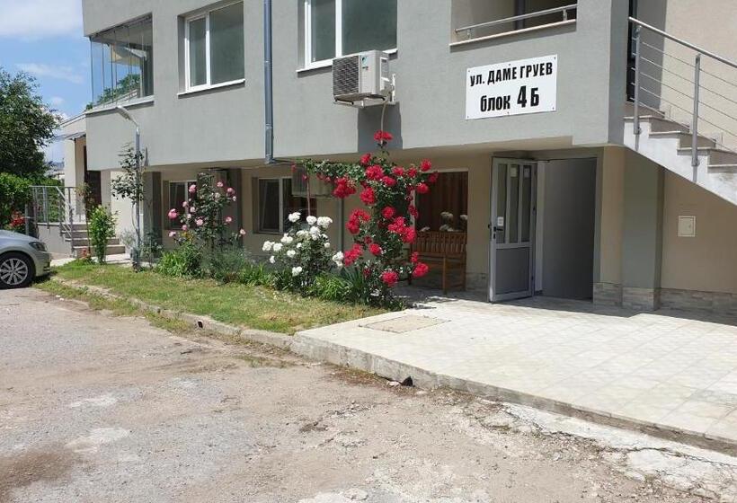 低层单卧公寓, Dunav Apart