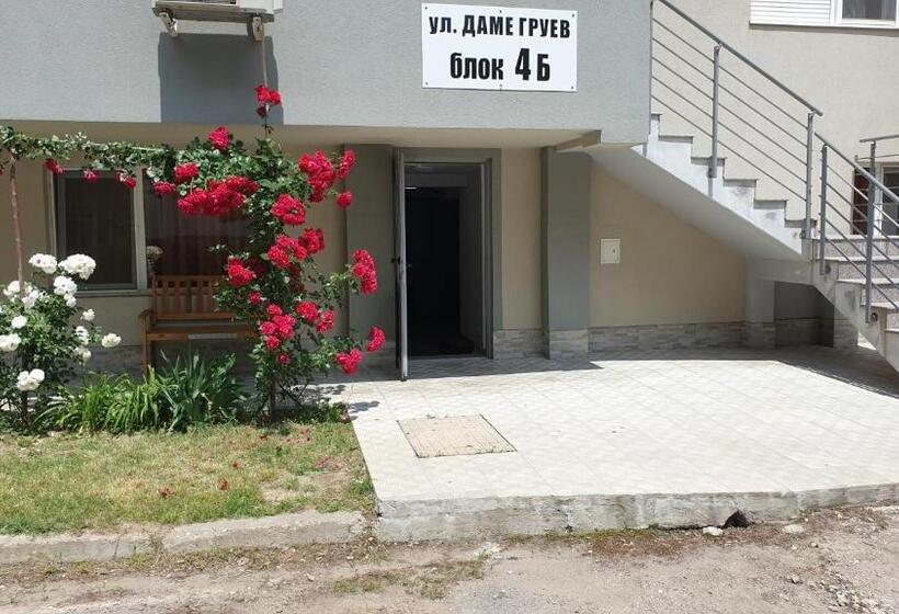 标准工作室, Dunav Apart