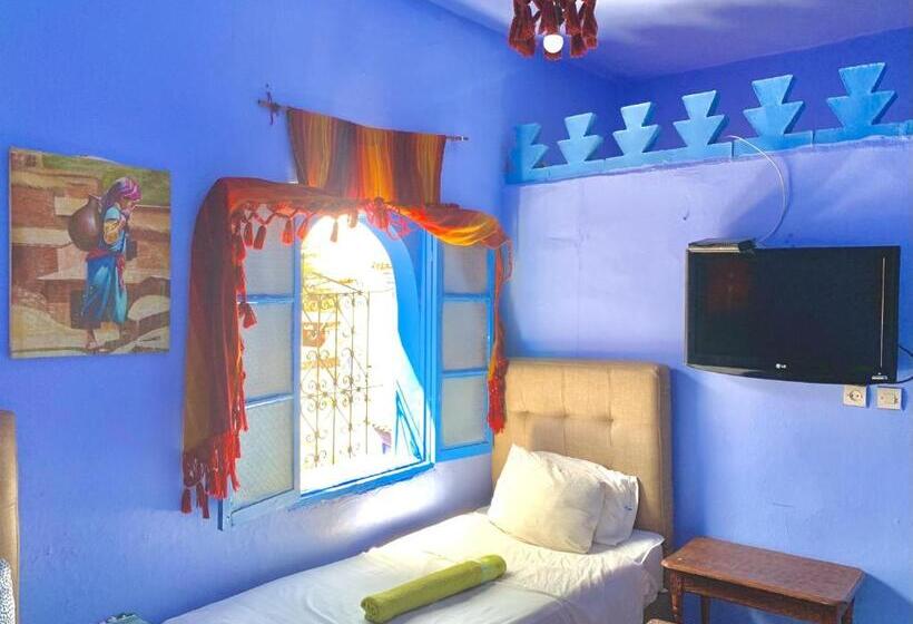 스탠다드 트리플 룸, Barcelona