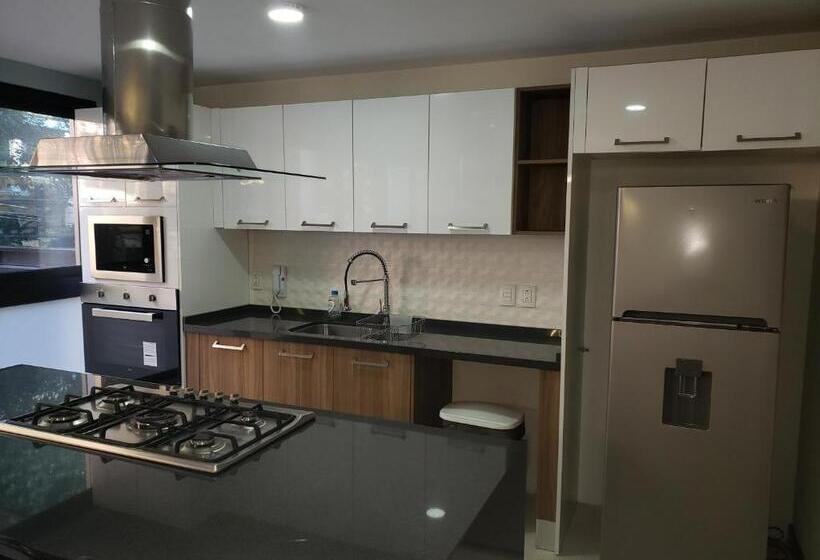 Apartamento 1 Dormitório, Singular Sócrates
