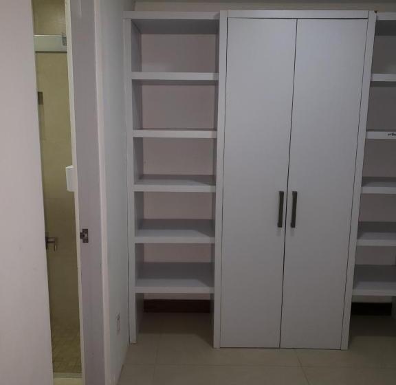 Apartamento 1 Dormitório, Singular Sócrates