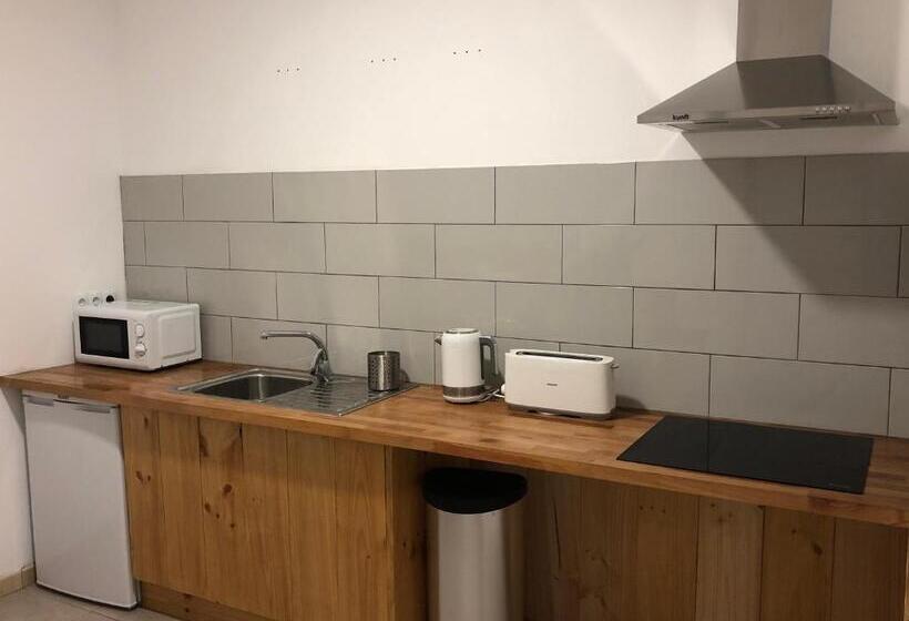 Quarto Estandar Banheiro Compartilhado, Columbus Apartments Co Living
