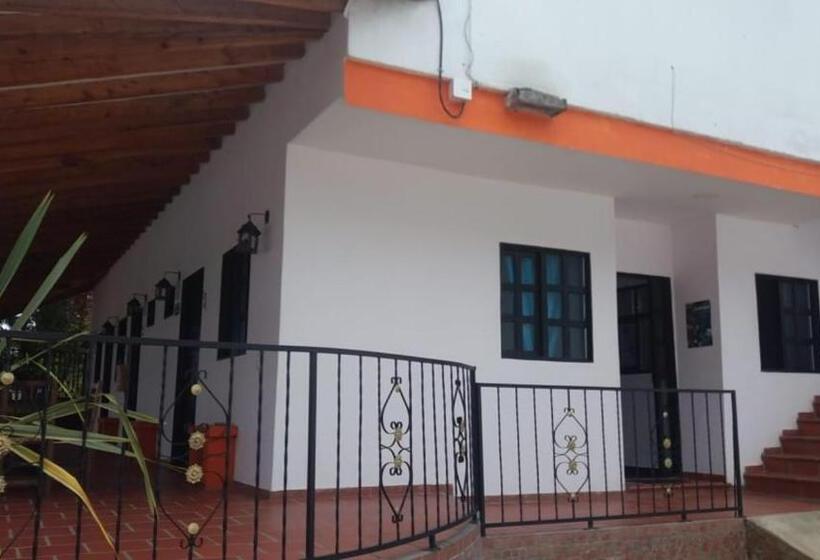 수피리어 스튜디오, Balcones De La Casona