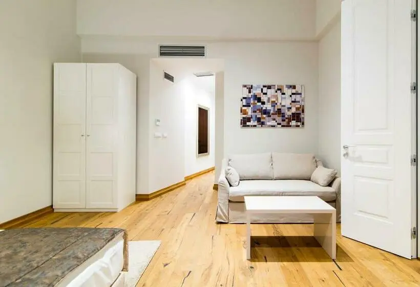اتاق لوکس, Lanterna Rooms City Center