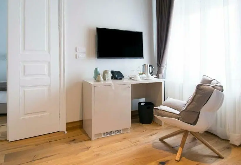اتاق لوکس, Lanterna Rooms City Center