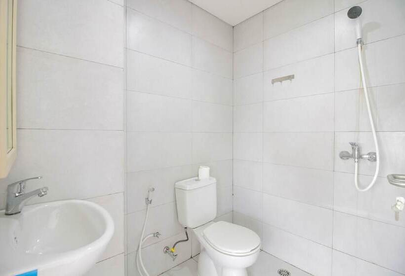 חדר סטנדרט, Reddoorz Plus @ Catania Soma Rajawali