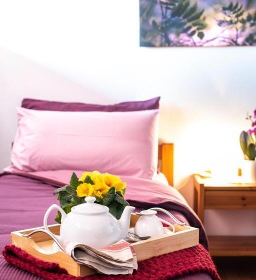 اتاق استاندارد, Al Confine