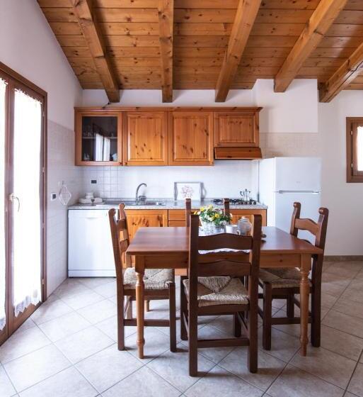 آپارتمان 1 خوابه با تراس, Al Confine