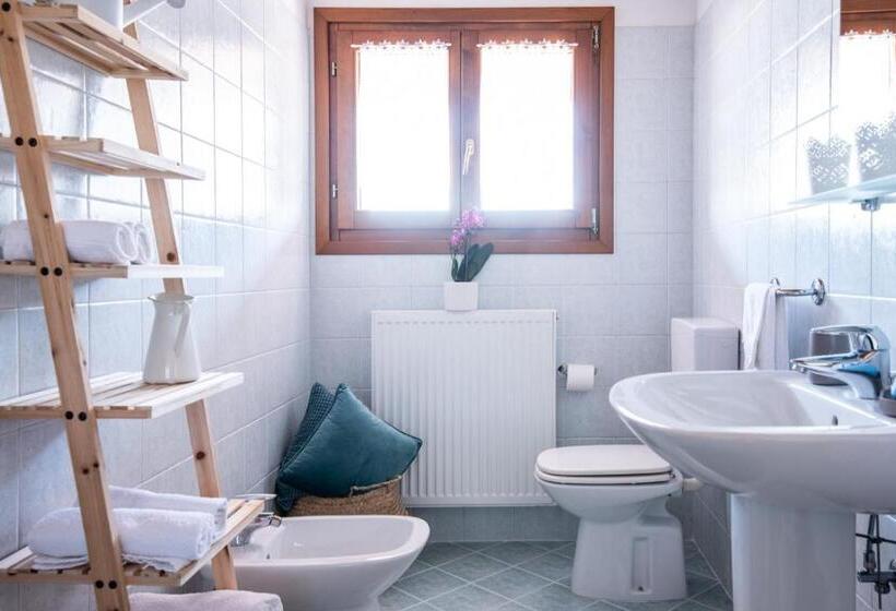 آپارتمان 1 خوابه با تراس, Al Confine