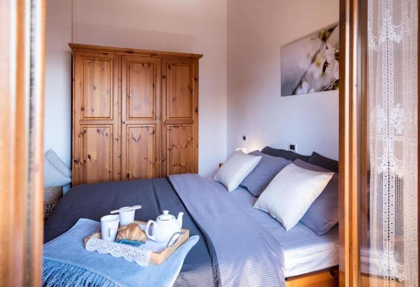 آپارتمان 1 خوابه با تراس, Al Confine