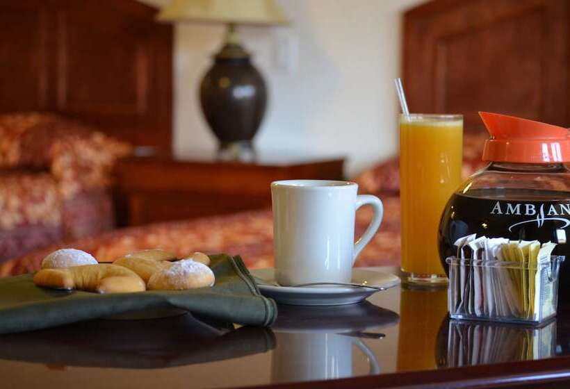 スタンダードルーム, Estancia Inn