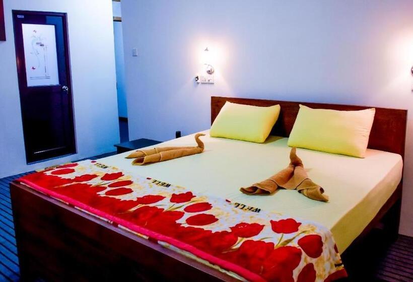 חדר סופריור, Okeed Ella