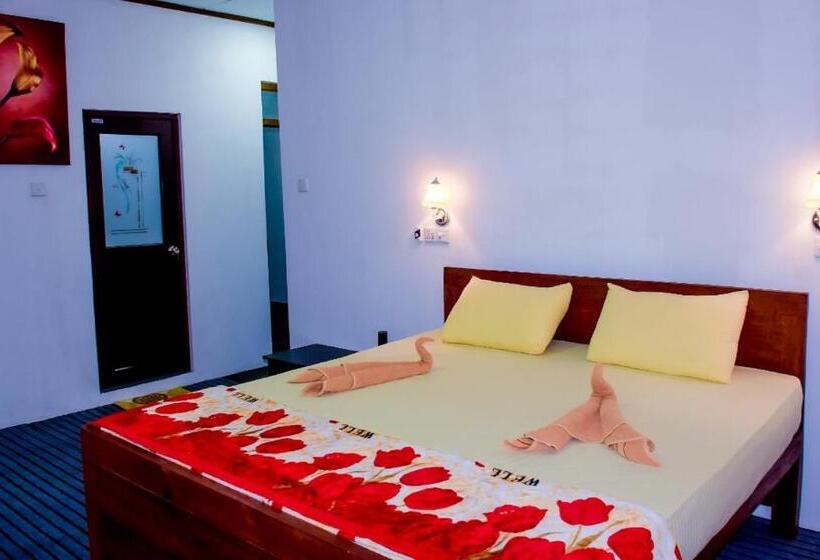 חדר סופריור, Okeed Ella