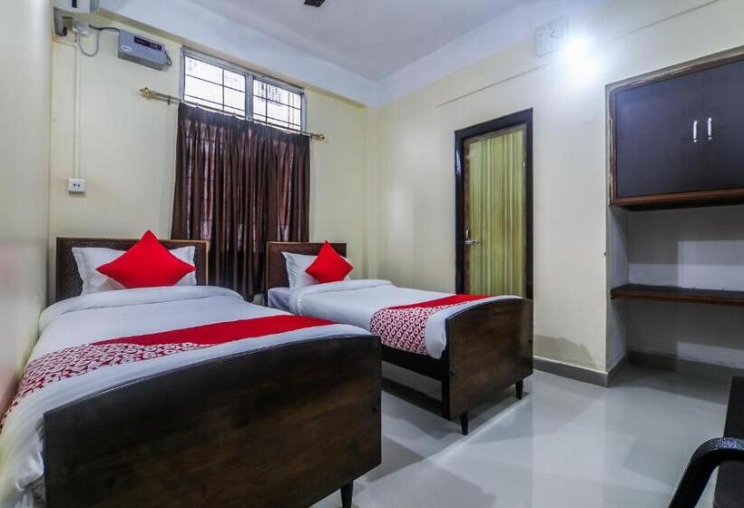 Quarto Estandar, Oyo 16696 Swagatom Lodge