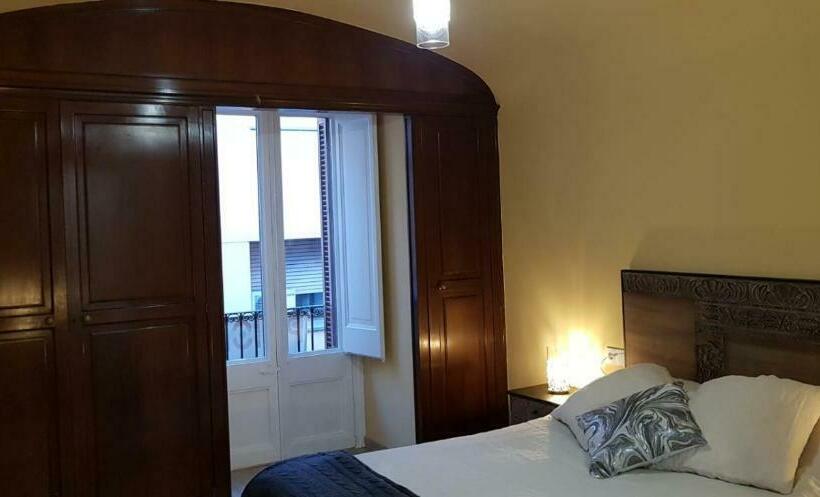 Номер Superior, Cal Duran