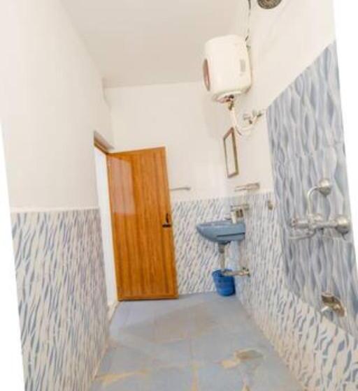 Svit, Palm Breeze Suites