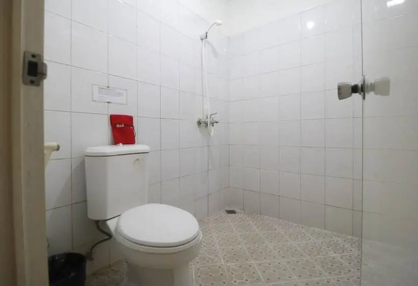 スタンダードルーム, Reddoorz Plus At Jalan Gatot Subroto Jakarta