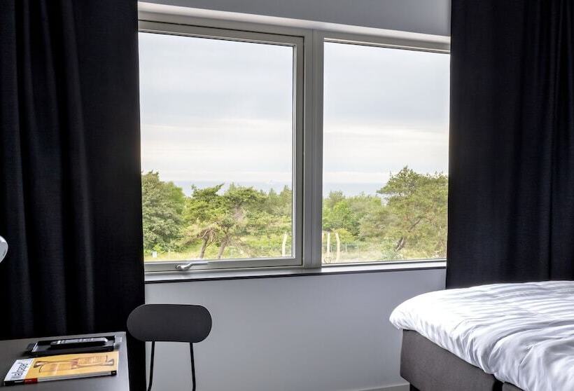 Номер Стандарт, First Hotel Kokoloko