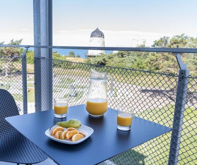 סוויטה, First Hotel Kokoloko