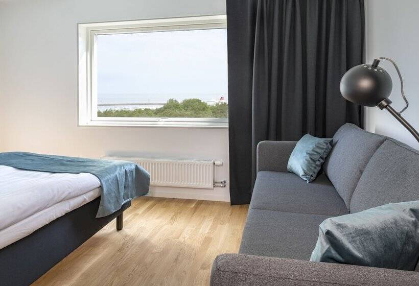 חדר סופריור נוף לים, First Hotel Kokoloko