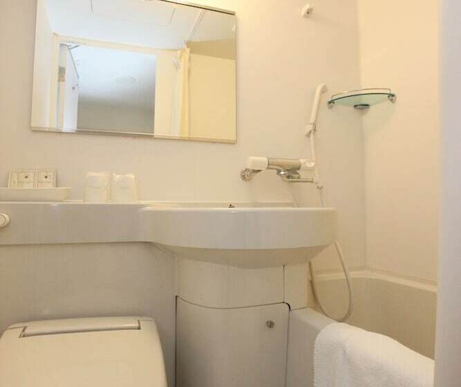 标准间, Fuji Zakura