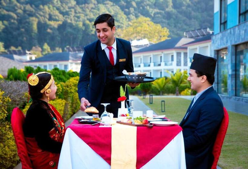 اتاق لوکس, Mountain Glory Forest Resort