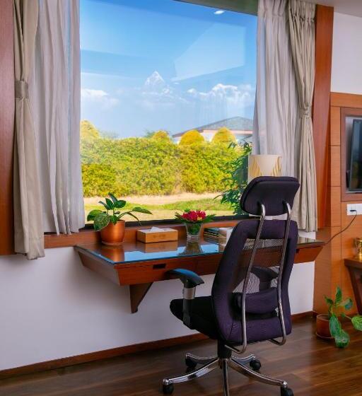 سوییت, Mountain Glory Forest Resort