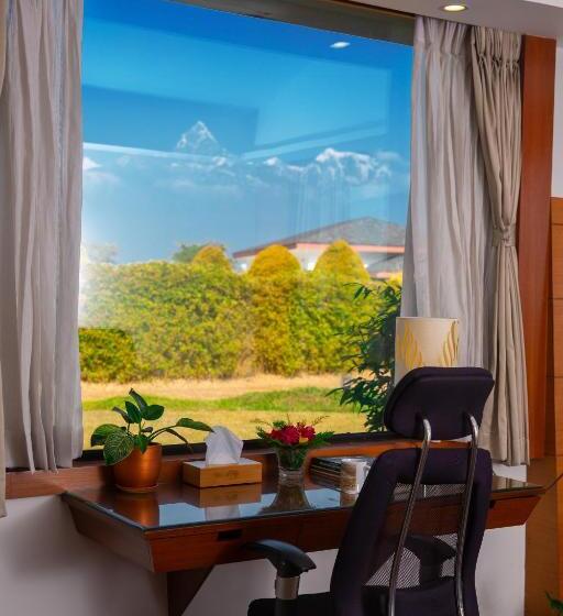 سوییت, Mountain Glory Forest Resort