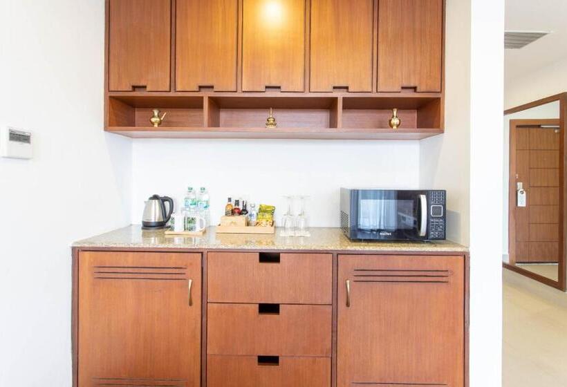 سوئیت پرزیدنت, Mountain Glory Forest Resort