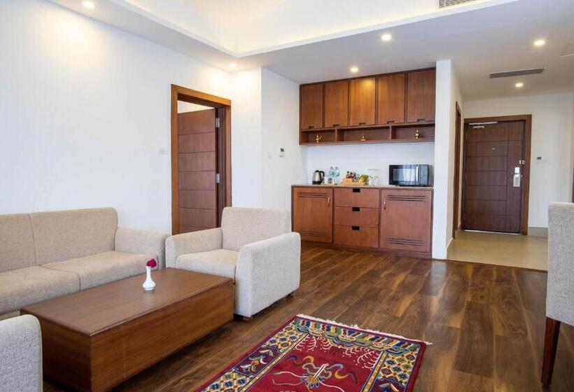 سوئیت پرزیدنت, Mountain Glory Forest Resort