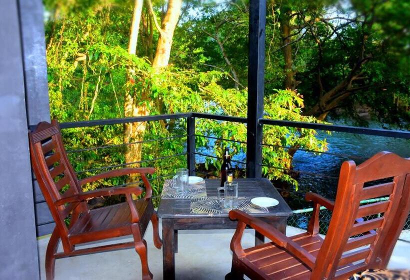 غرفة عائلية, Sunwin River Cabana