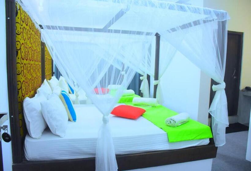 جناح عائلي, Sunwin River Cabana