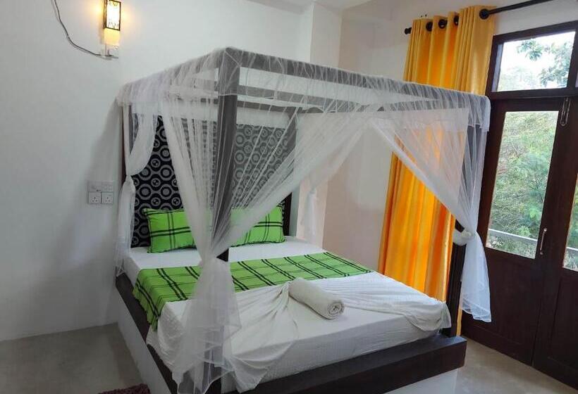 Номер Deluxe с Балконом, Sunwin River Cabana