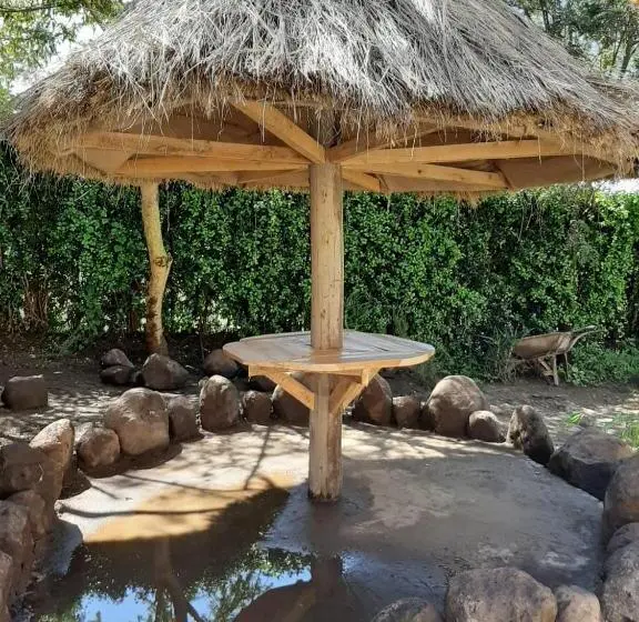 اتاق استاندارد با بالکن, Merinja Guest House
