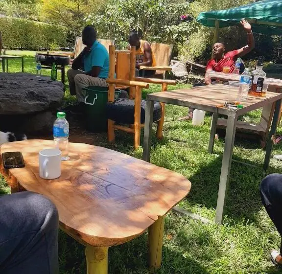 اتاق استاندارد با بالکن, Merinja Guest House