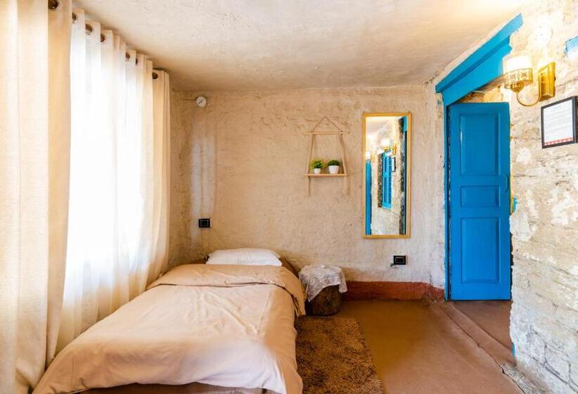 جناح غرفتين نوم, Shivaya Since 1953